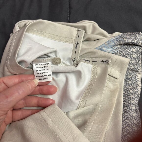 Walter Hagen P11 "Club Chest Stripe" Men's Polo Glacier Grey - Size: Large - NWT - Picture 9 of 14